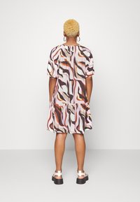 JDY Petite JDYCAMILLE LIFE DRESS - Vestido de dia - cloud dancer