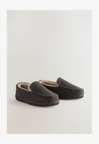 Ausgewählt, brown