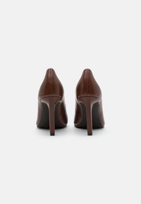 Marco Tozzi Decolleté - cognac
