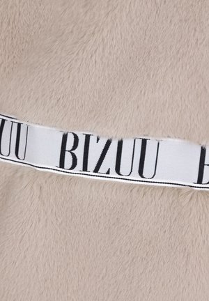 BIZUU - Krótki płaszcz