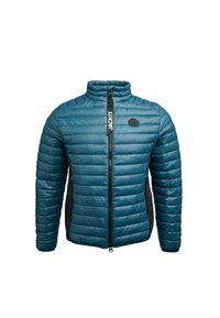 Veste matelassée teal avec un col haut, fermeture éclair avant et panneaux latéraux noirs en contraste. Elle présente une texture matelassée et un petit logo sur la poitrine.