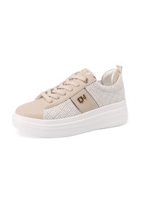 Sneaker beige con una parte superiore in tessuto testurizzato e dettagli in pelle liscia, dotati di suola platform bianca e dettaglio decorativo del logo.