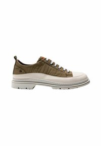 Sneaker z teksturowaną oliwkową cholewką i białym skórzanym noskiem. Posiada grubą, białą podeszwę, sześć białych sznurówek oraz tylni uchwyt.