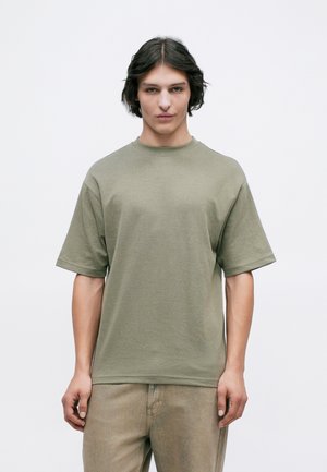 Selected Homme SLHLOOSEOSCAR O NECK  - T-shirt básica - vetiver