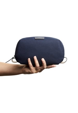 Bellroy WORK ACCESSORIES TOILETRY KIT - Trousse de toilette - navy