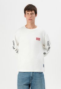 Red Bull Racing x Pepe Jeans LOGO TEE - Tops ar garām piedurknēm - mousse