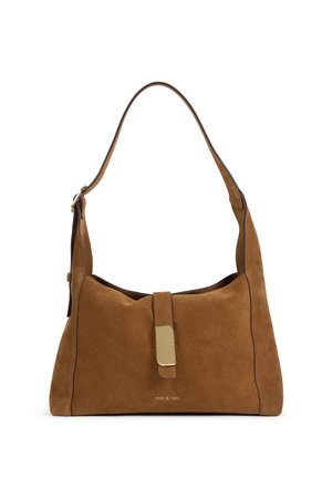 Sac d'épaule en daim marron avec détail de fermoir doré et sangle réglable, structure souple, et logo "nat & nin" au centre avant.