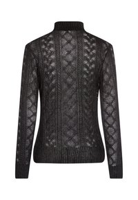 Schwarzer Langarm-Pullover mit hohem Ausschnitt, ausgestattet mit einem strukturierten Strickmuster sowie gerippten Bündchen und Saum. Offenes Webdesign mit geometrischen Akzenten.