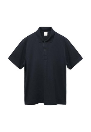 Polo majica iz bombaža v mornarsko modri barvi s ovratnikom, zapenjanjem na dva gumba, kratkimi rokavi in ravnim robom. Brez vidnih vzorcev ali logotipov.