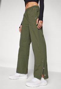 Champion Kalhoty - dark green