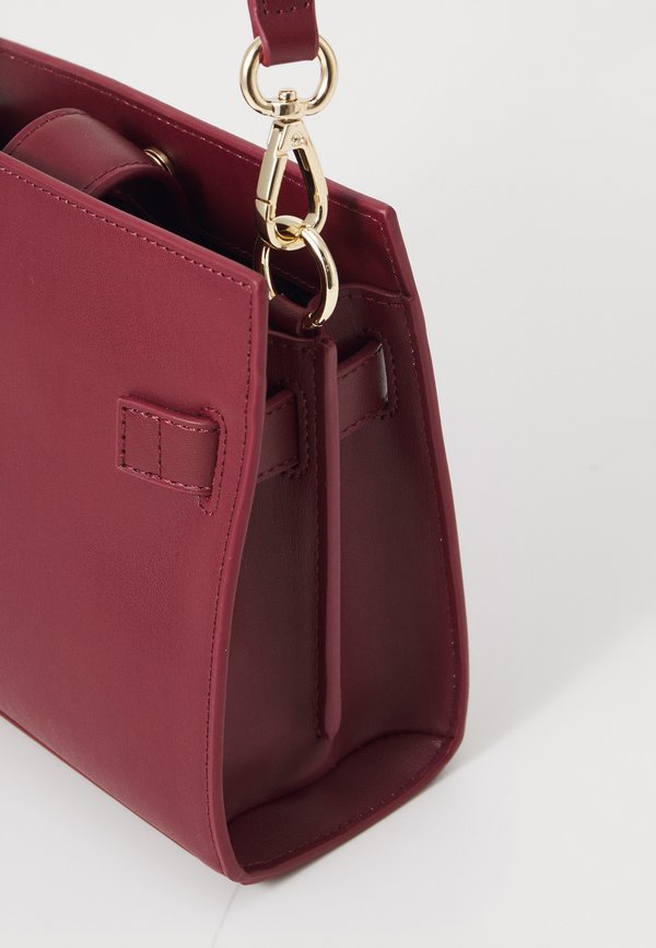 HERITAGE MINI SATCHEL - Handbag - raspberry truffle4