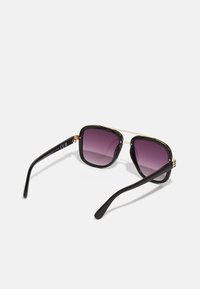 Pier One UNISEX - Päikeseprillid - black