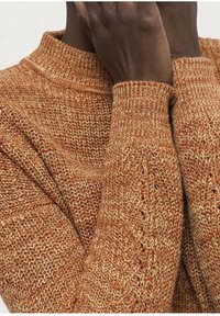 hessnatur Jumper - brown