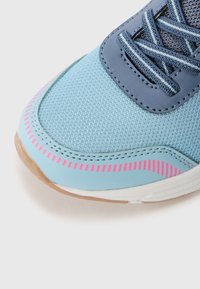 JAKO J-NI TALIA UNISEX - Edzőcipő - grisaille/neon pink