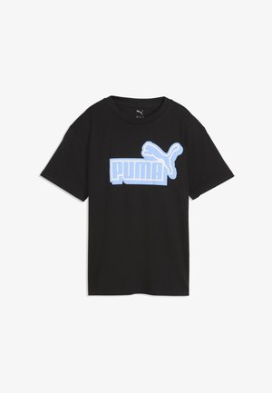Sort T-shirt med korte ærmer med en lyseblå Puma-logo og tekst centreret på forsiden.