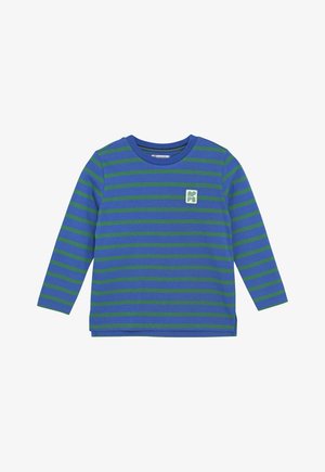 Langärmliges Shirt mit horizontalen blauen und grünen Streifen, Rundhalsausschnitt und einem kleinen quadratischen Logopatch auf der Brust.