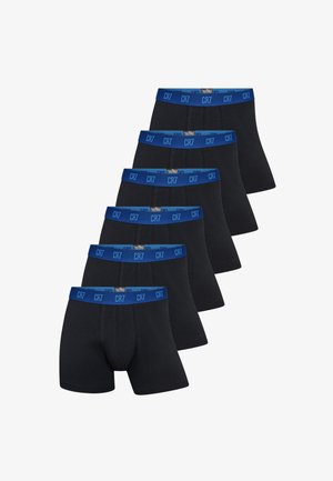 Sorte bomuldsboxershorts med blå elastik i taljen, med gentaget 'CR7' logo. Seks par arrangeret på en række.