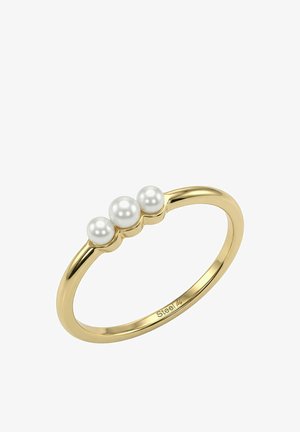 Goldener Ring mit drei weißen Perlen unterschiedlicher Größe, die in einer Reihe oben angeordnet sind.