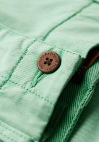 Superdry & Co OFFICER - Shorts - mint turquoise