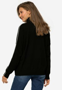 LAURASØN Trui - black