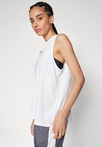 Under Armour RIVAL MUSCLE TANK - Top - white/black