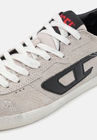 Diesel S-LEROJI  mleczny