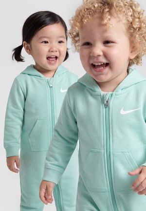 Nike Sportswear, ESSENTIALS HOODED COVERALL - Buksedragter - arctic green
