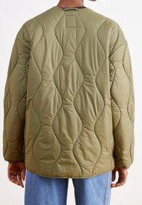 adidas Originals Vinterjacka - olive