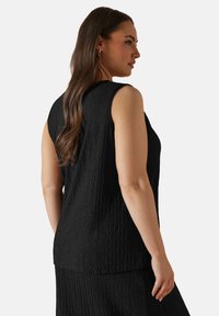 Yours Clothing CRINKLE PLISSE  - Blus - black