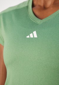 adidas Performance Športne majice - preloved green