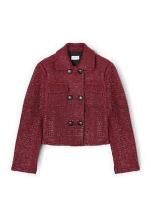 Bordeaux gekort jas van een gestructureerde stof, met een kraag, dubbele knopenluiting en twee zwarte knopen aan de voorkant.