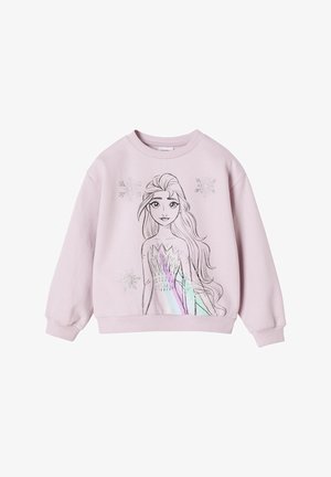 Helles rosa Sweatshirt mit rundem Halsausschnitt, langen Ärmeln, mit einem schwarz umrandeten Charakterdesign und silbernen Schneeflocken auf der Vorderseite.