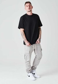 2Y Premium STRAIGHT FIT - Cargobukse - grey