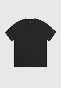 Sort bomulds T-shirt med præget "Champion" logo på fronten, korte ærmer og et lille broderet logo på venstre ærme.