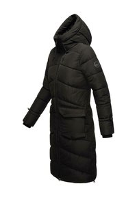 Czarna ocieplana parka z wysokim kołnierzem, zamek błyskawiczny, dwie przednie kieszenie i akcenty przy mankietach z prążkowanego materiału. Posiada logo na rękawie.