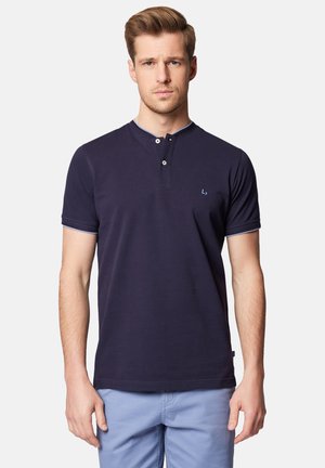 - T-shirt basic