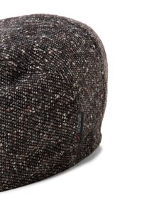 Brązowo-szara beretka z teksturowanej wełny o zaokrąglonym kształcie. Posiada małą czarną metkę z napisem "Gottmarn" w białych literach.