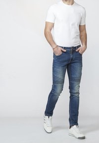 Koroshi Jeansy Slim Fit