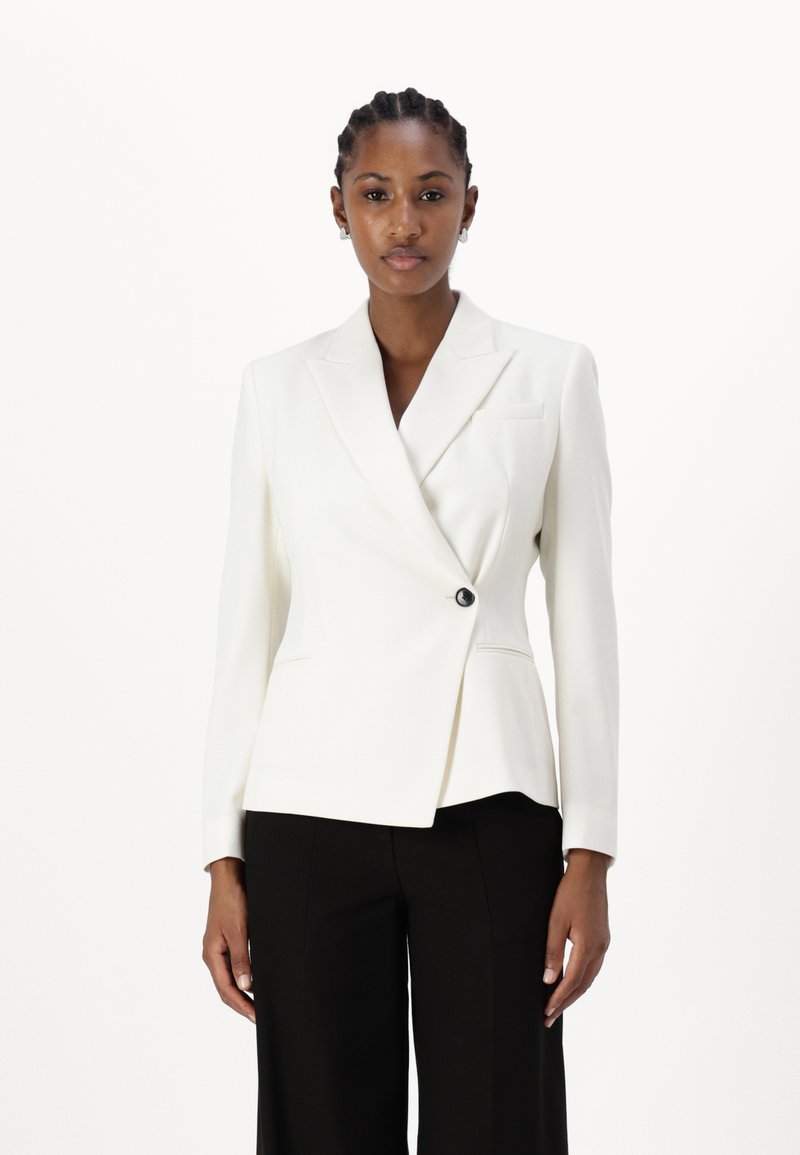 BOSS Blejzr - open white