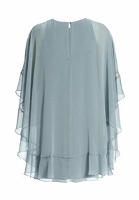 Hellblaues Chiffontop mit flatternden Ärmeln und plissiertem Design. Verfügt über eine rückseitige Schlüssellochöffnung mit Schlaufe und einen gerüschten Saum.