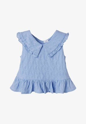 Svijetloplavi top bez rukava s nabranim ovratnikom, teksturiranim cvjetnim uzorkom i peplum rubom. Izrađen od mekog materijala s glatkom završnom obradom.