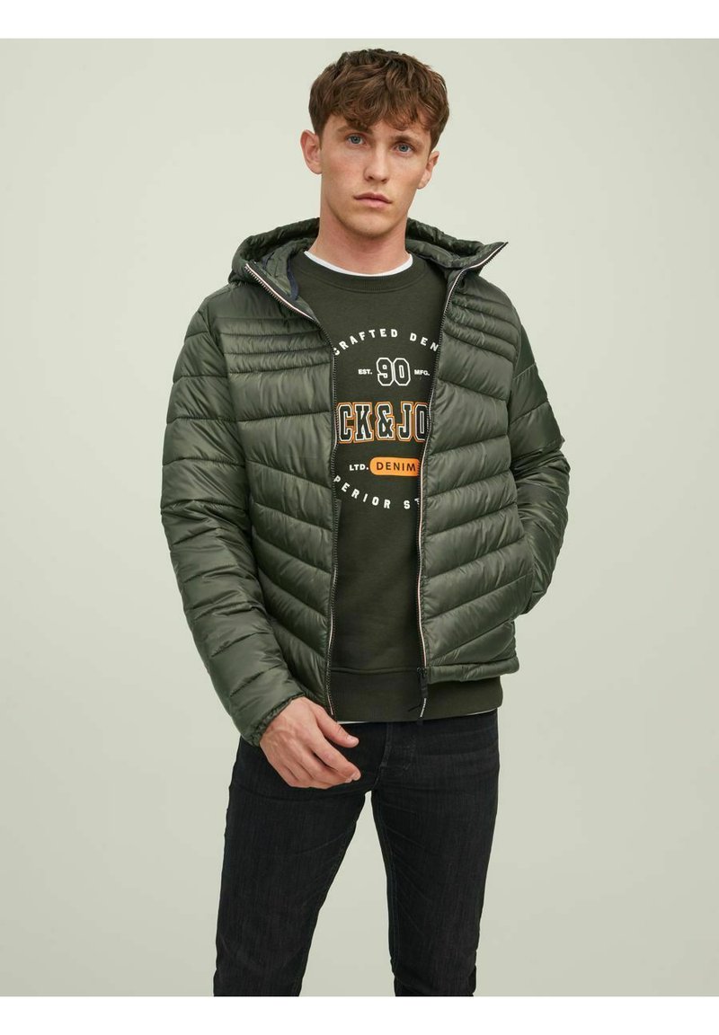 Jack & Jones JJEHERO PUFFER HOOD - Zimní bunda - rosin