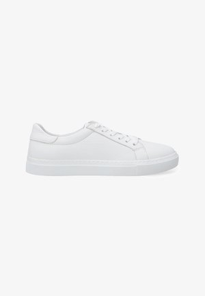 Witte leren lage sneakers met ronde neus, platte zool, zes oogjes vetersluiting en minimalistische stikseldetails.