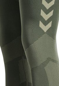 Hummel FIRST SEAMLESS  - Leggings - sea spray