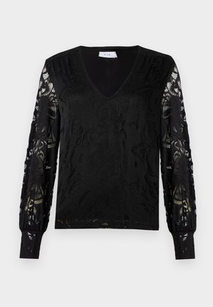 Zwarte V-hals blouse van gestructureerde stof met bloemenkantmouwen en aansluitende manchetten. Heeft een intricaat kantpatroon over het hele ontwerp.