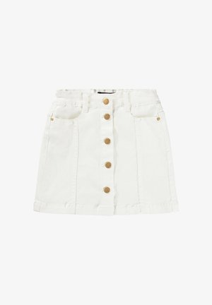 Minigonna in denim bianca con cinque bottoni dorati sul davanti e due tasche anteriori con rivetti dorati.