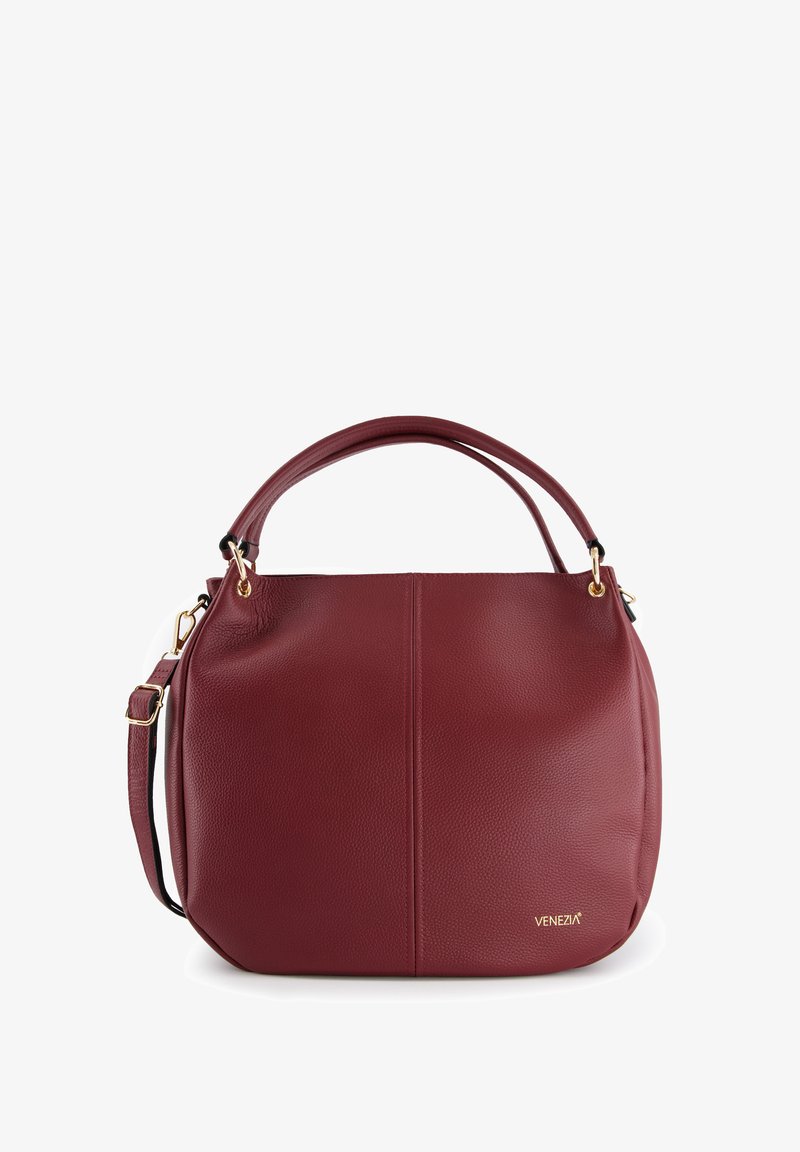 Bordowa skórzana torebka o teksturowanym wykończeniu, z podwójnymi uchwytami, odczepianym paskiem i złotymi akcentami. Logo VENEZIA z boku.