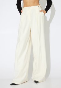 Koton PALAZZO  - Broek - off white
