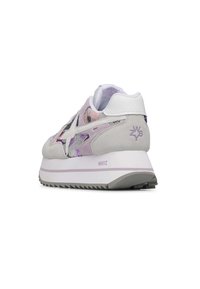 Grey and white sneaker with a textured suede upper, featuring a multicolored shiny star design, thick sole, and purple accents.