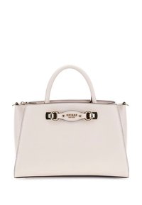 Sac à main en cuir beige clair avec un design structuré. Comprend une poignée supérieure, des accents métalliques et une plaque de logo avec une ferrure circulaire.